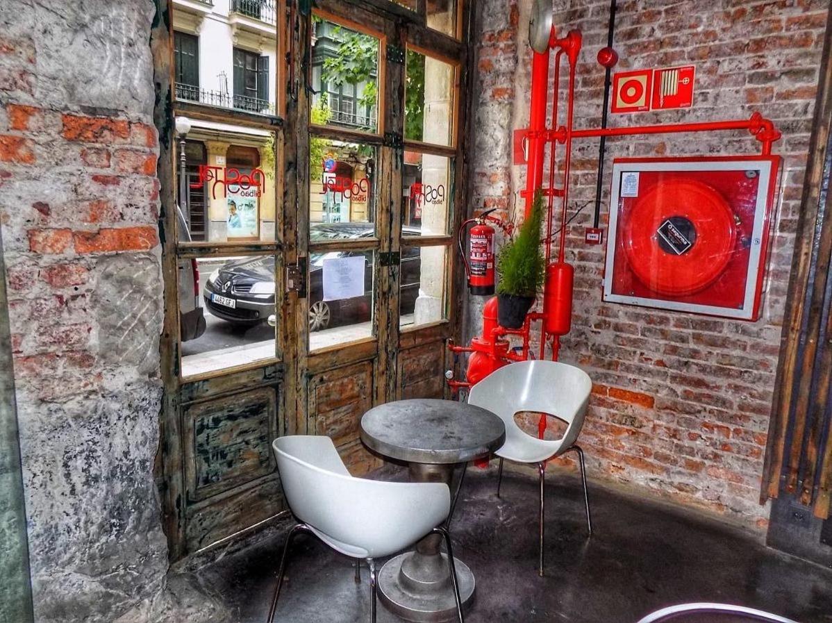 Poshtel Bilbao - Premium Hostel Екстер'єр фото