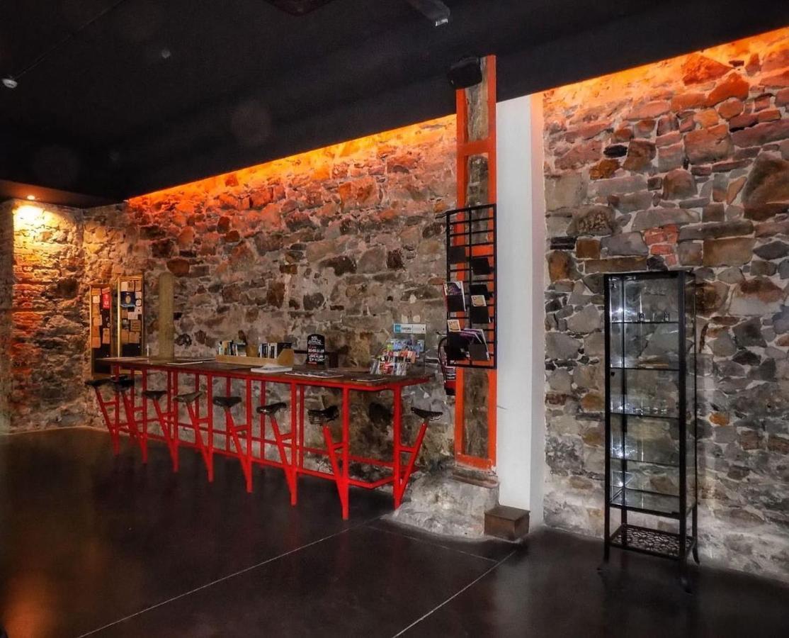Poshtel Bilbao - Premium Hostel Екстер'єр фото