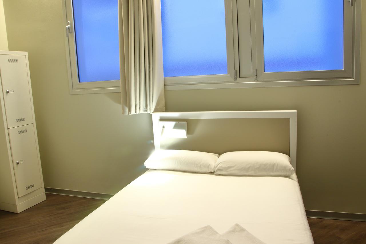 Poshtel Bilbao - Premium Hostel Екстер'єр фото