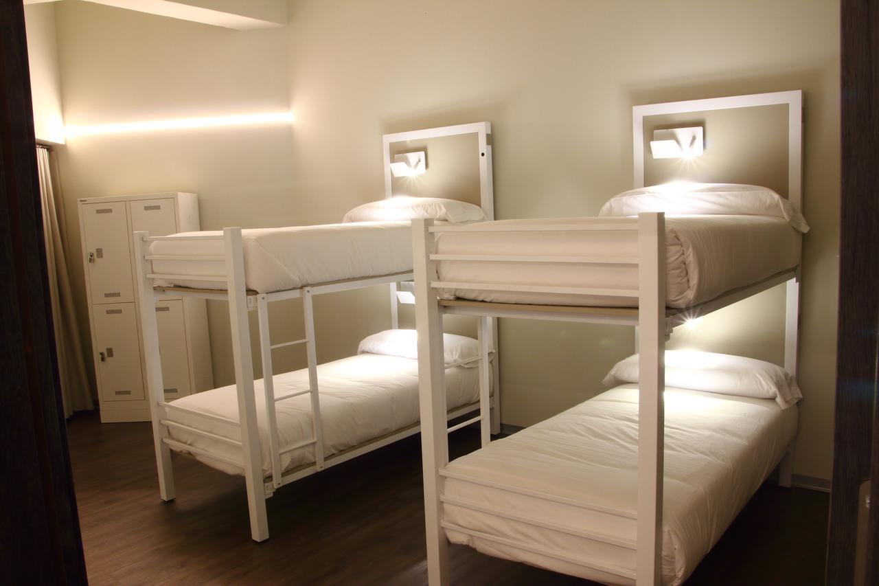 Poshtel Bilbao - Premium Hostel Екстер'єр фото